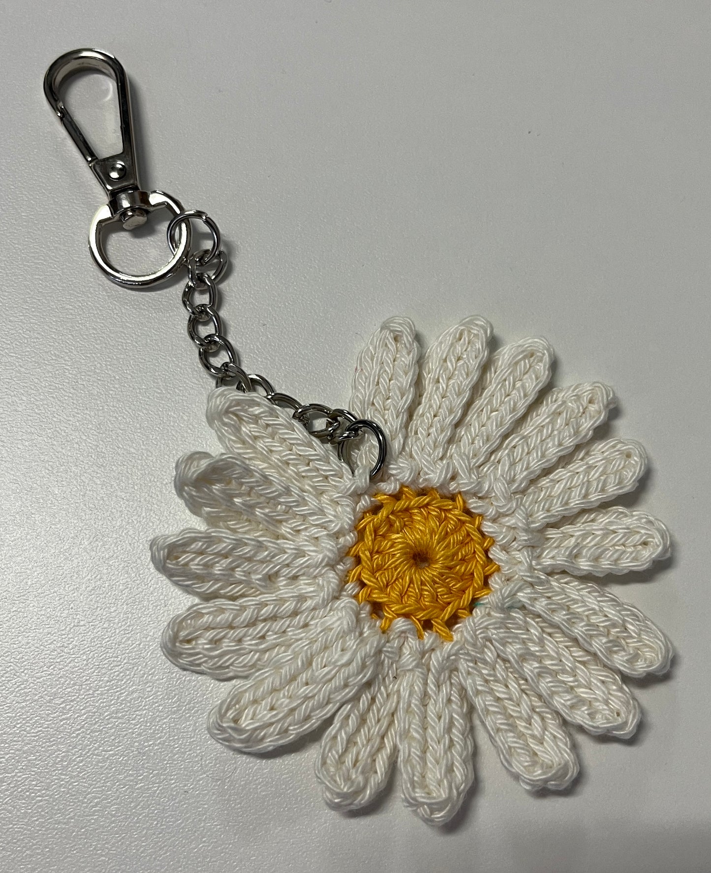 Handmade White Daisy Key Chain