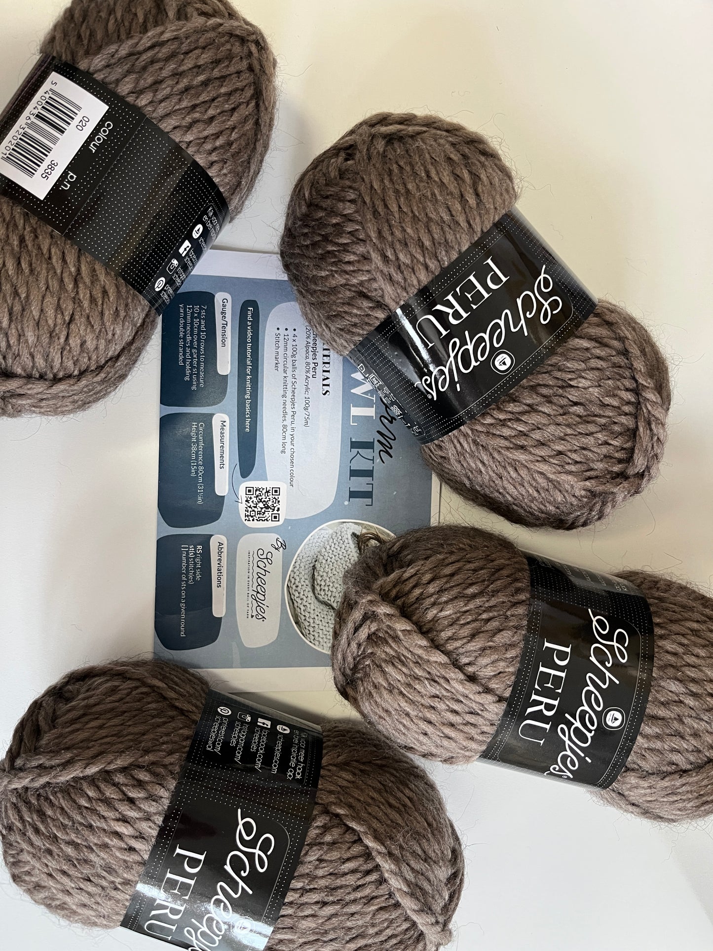 Storm Cowl Knit Kit (Colour 020)