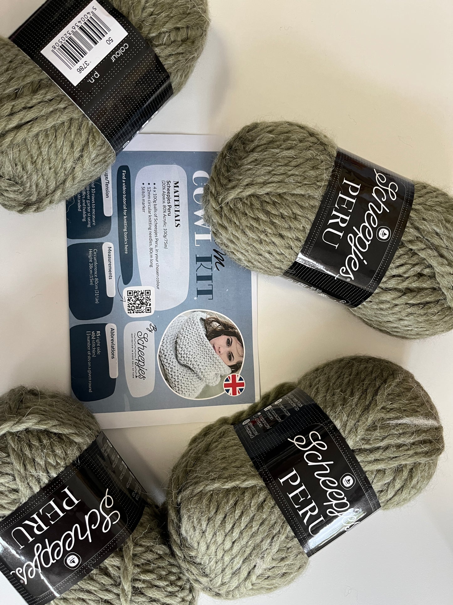 Storm Cowl Knit Kit (Colour 050)