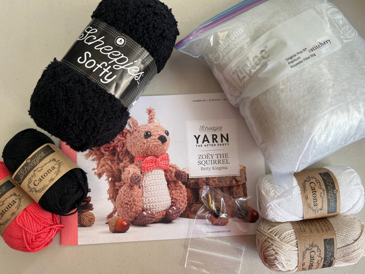 Zoey the Squirrel Kit Black Yarn